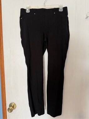 Women’s Rafaella Skinny Leg Slacks, Black, Size 8.